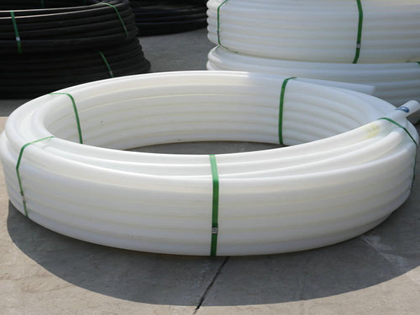 PE塑料管應該怎樣增白？